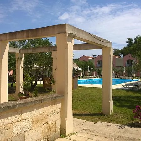 Borgo Primizia Курортный комплекс 4*