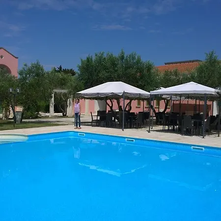 Borgo Primizia Отранто